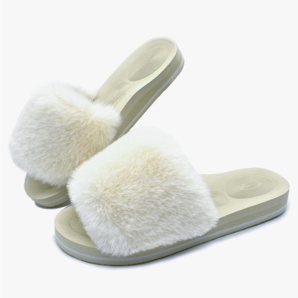 LIKE NEW 🤍 White Fuzzy Slipper Slides w/ Orthotic Sole Size US 9